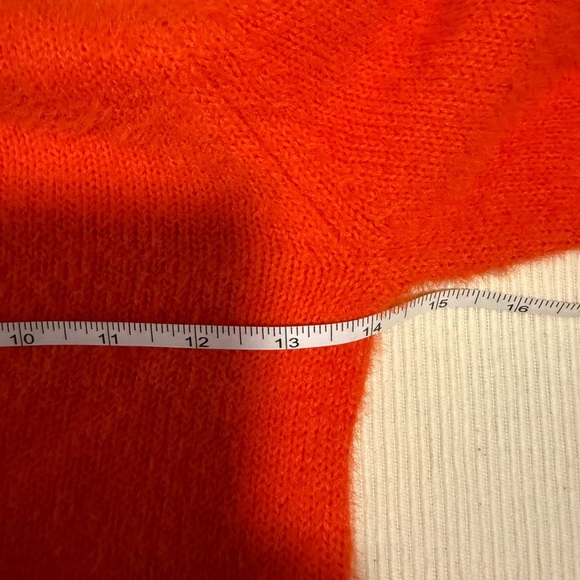 Urban Outfitters Orange Cowl Neck Cropped Sweater Small - Picture 4 of 8